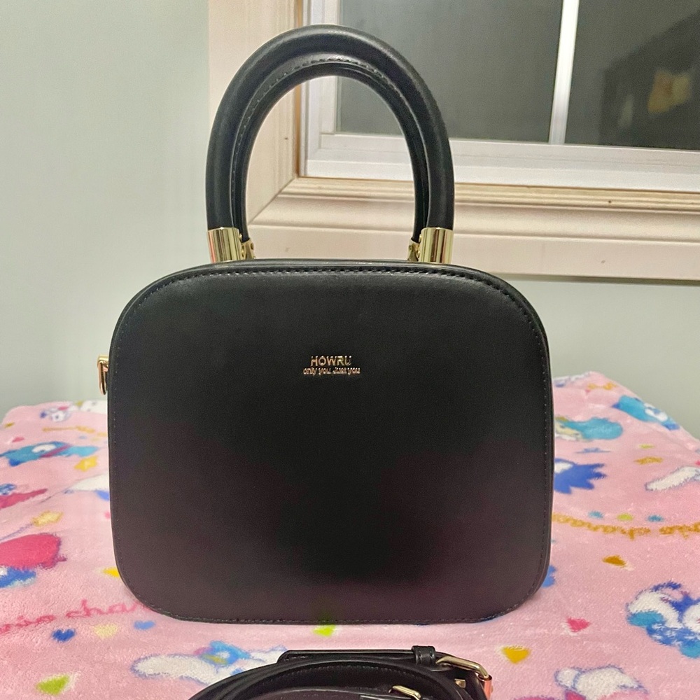 Black Women's Handbag “HowRU Brand”